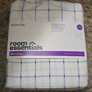 New‎ Room Essentials Blue and White Microfiber Sheet Set Twin XL